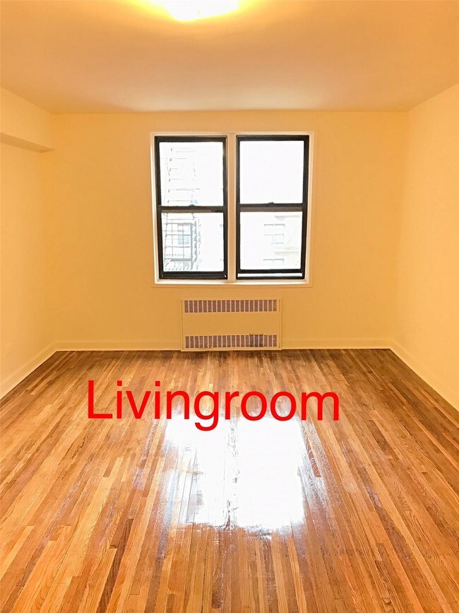 Building Photo - 87-10 37th Avenue