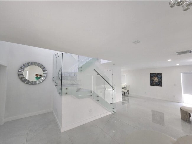 Foto del edificio - 9706 NW 51st Terrace