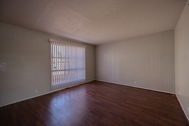 Photo - 3520 W Dunlap Ave Apartment