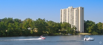 Rockford Downtown Apartments