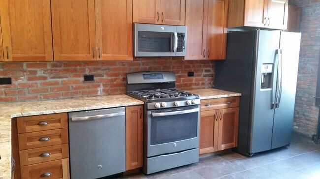 Foto del edificio - 78 W Market St