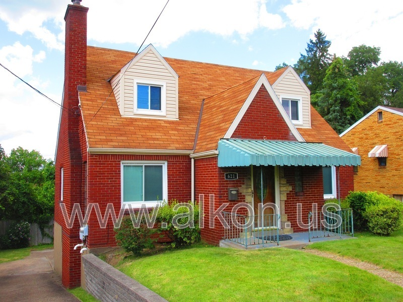 Primary Photo - 621 Brierly Ln
