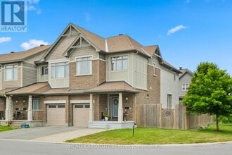 Building Photo - 243 Overberg Way