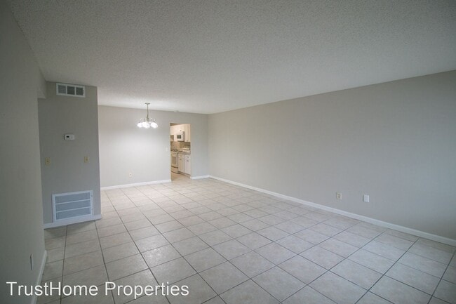 Building Photo - 3 br, 2 bath House - 605 S Northlake Boule...