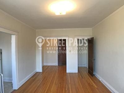 Building Photo - bedroom in Malden MA 02148