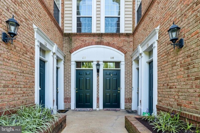 Building Photo - 20365 Belmont Park Terrace