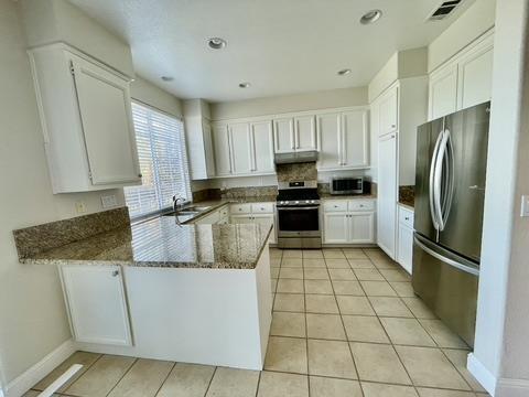 Building Photo - 509 Breakwater Dr