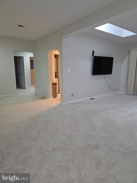 Building Photo - 206 Skyhill Rd