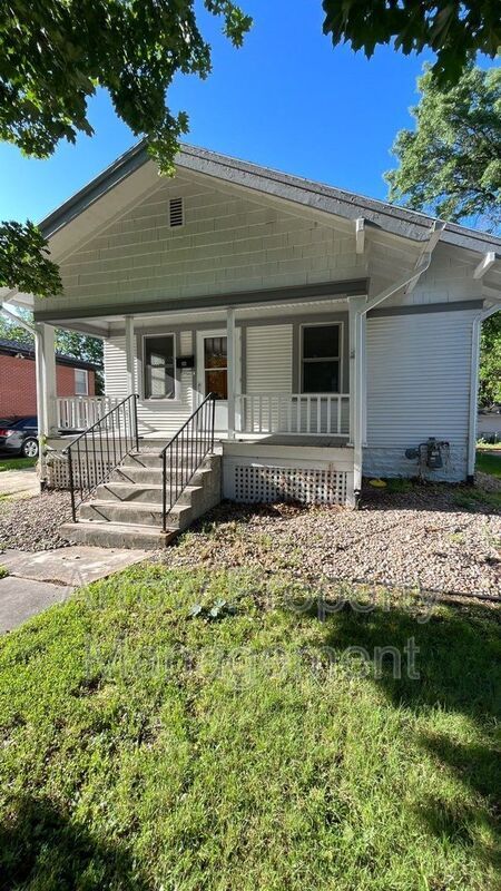 Primary Photo - 4017 F St