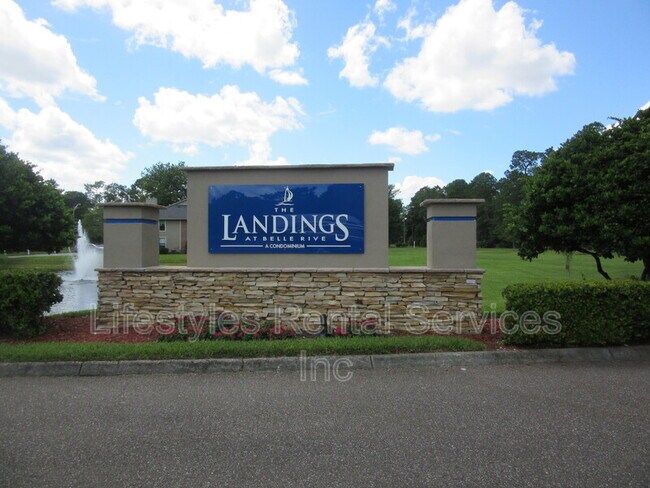 Foto del edificio - 10200 Belle Rive Blvd