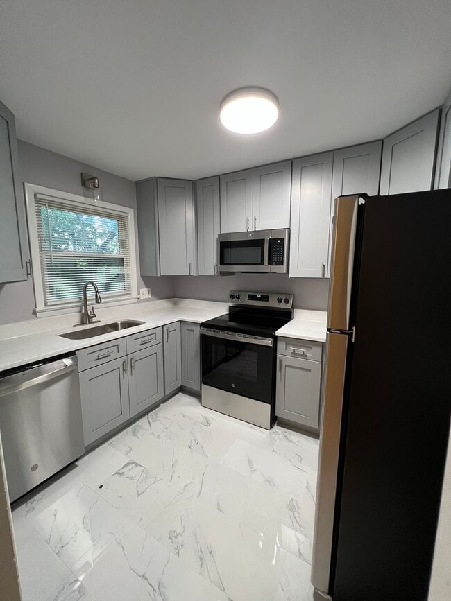 Photo - Single Family home in Alexandria- Minutes ...