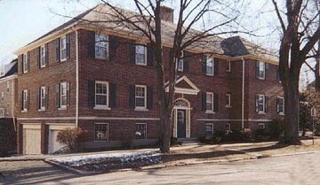 Primary Photo - 2324 Kendal Ave