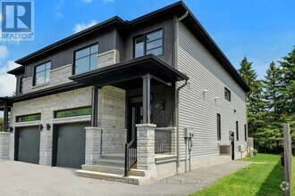 Building Photo - 41 Bank St