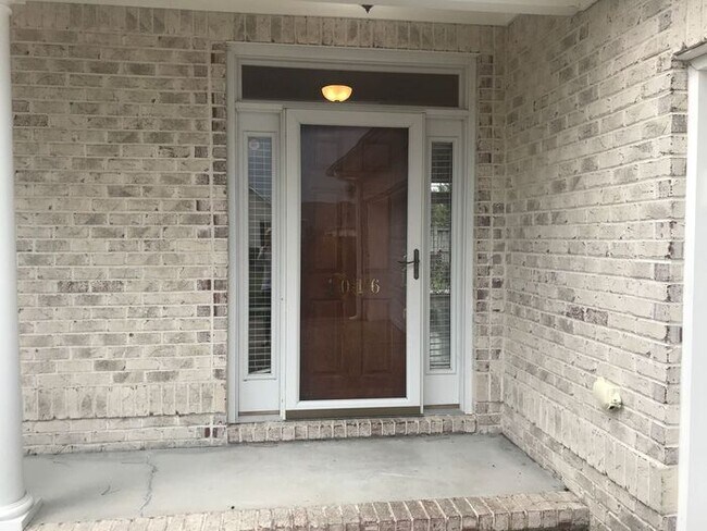 Foto del edificio - Coming soon Leland “Waterford of the Carolina’s”  Brick one level, 2 car garage, fenced yard, hig...