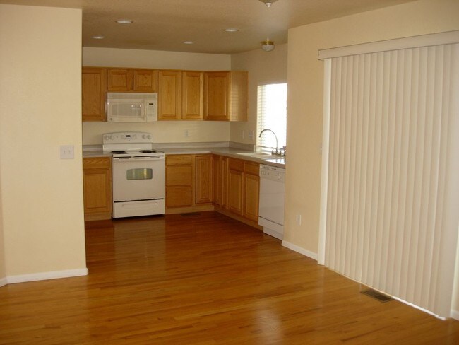 Foto del edificio - 1620 E 131st Cir