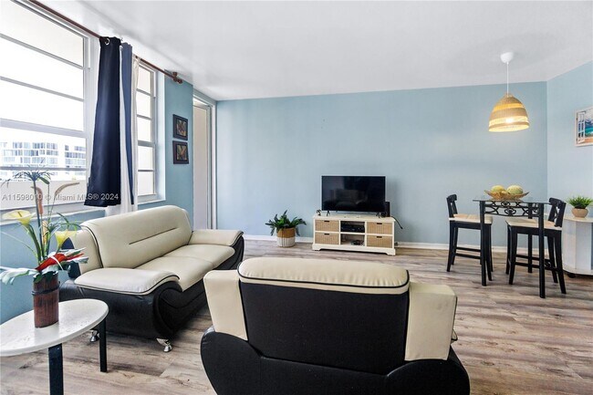 Foto del edificio - 100 Lincoln Rd