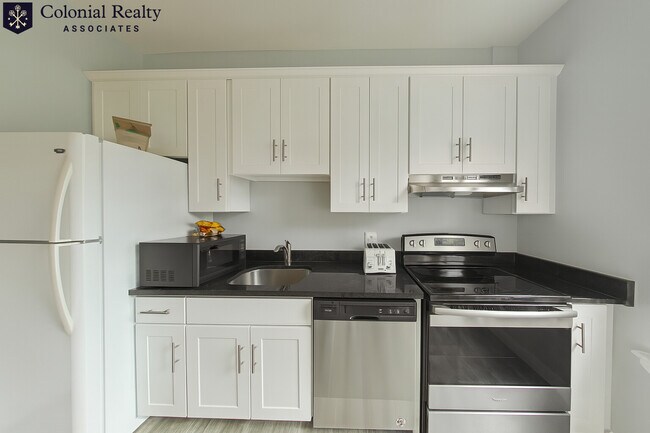 Foto del edificio - 1712 Beacon St