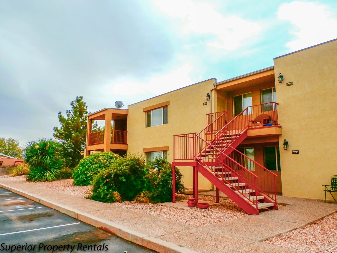 Primary Photo - Desert Breeze Condo - DMT