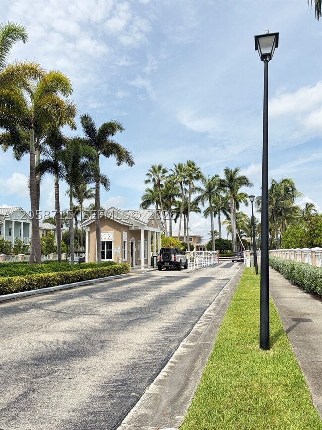 Foto del edificio - 10780 NW 74th St