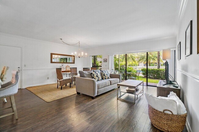 Building Photo - 11863 Wimbledon Cir