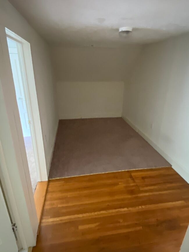 Building Photo - 245 2nd St