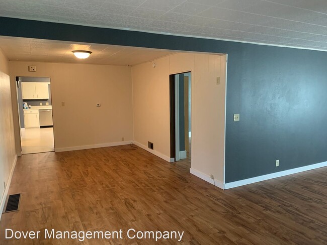 Building Photo - 5 br, 1 bath House - 54145 HWY 275