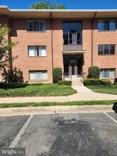 Building Photo - 10320 ROCKVILLE PIK