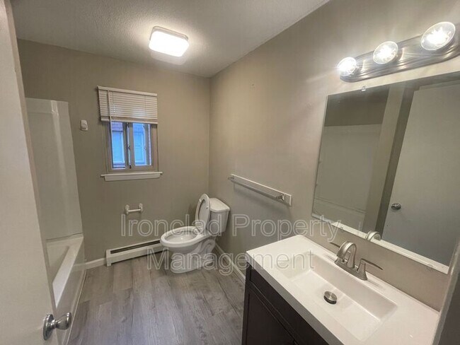 Foto del edificio - 818-826 Pine St