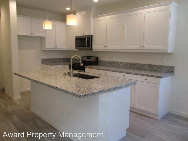Building Photo - 3 br, 2.5 bath House - 4106 Rio Azul Way