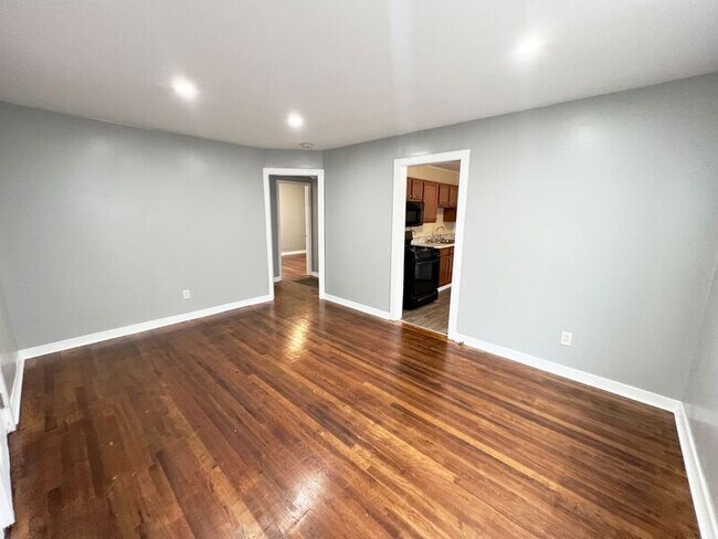 Foto del edificio - 516 Athens Ct