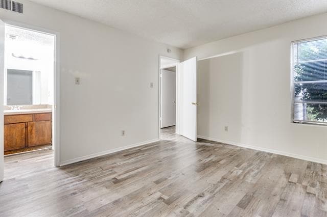 Foto del edificio - 3930 Portland St