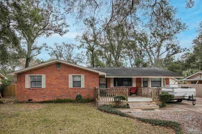 Building Photo - 6314 White Oak Dr