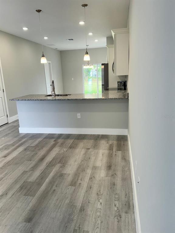 Foto del edificio - 704 Leopard Ct