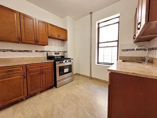 Primary Photo - 2 bedroom in BRONX NY 10458