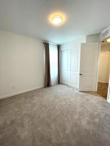 Foto del edificio - 13419 Noble Dr
