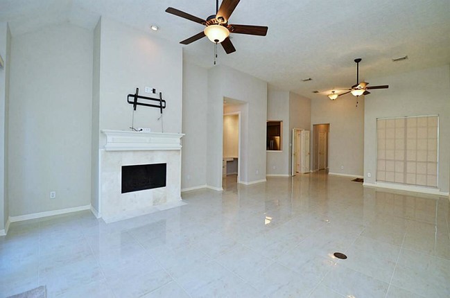 Building Photo - 10822 Millridge Pines Ct