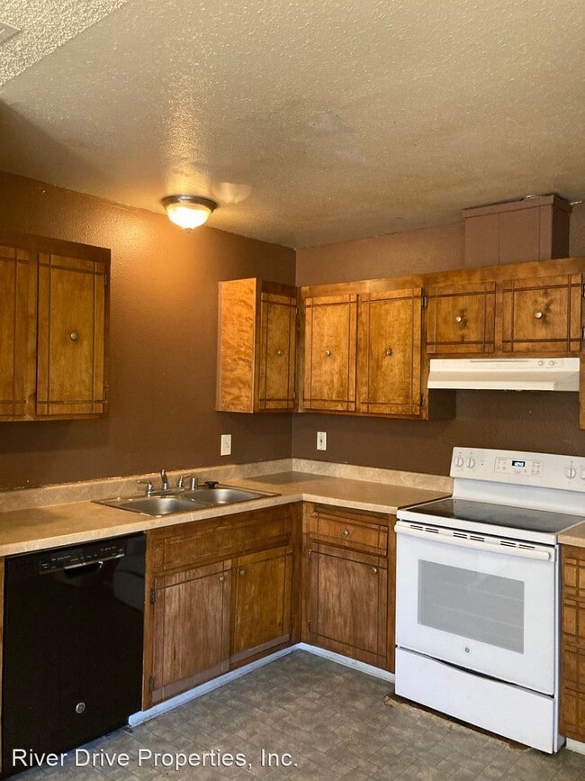 Building Photo - 2 br, 1 bath Apartment - 2553 Glen Ave