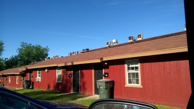 Building Photo - Mulford Terrace
