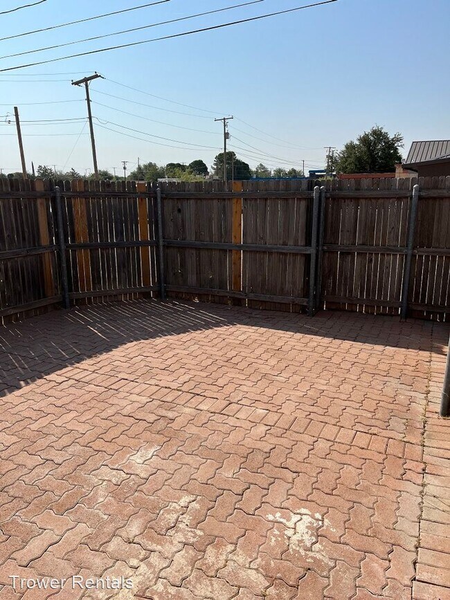 Building Photo - 3 br, 2 bath House - 4102 Lynbrook