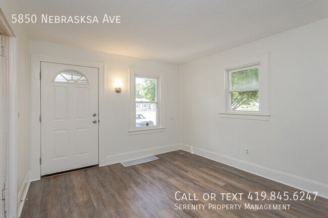 Foto del edificio - 5850 Nebraska Ave