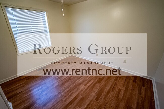 Foto del edificio - 607 Parkway Dr