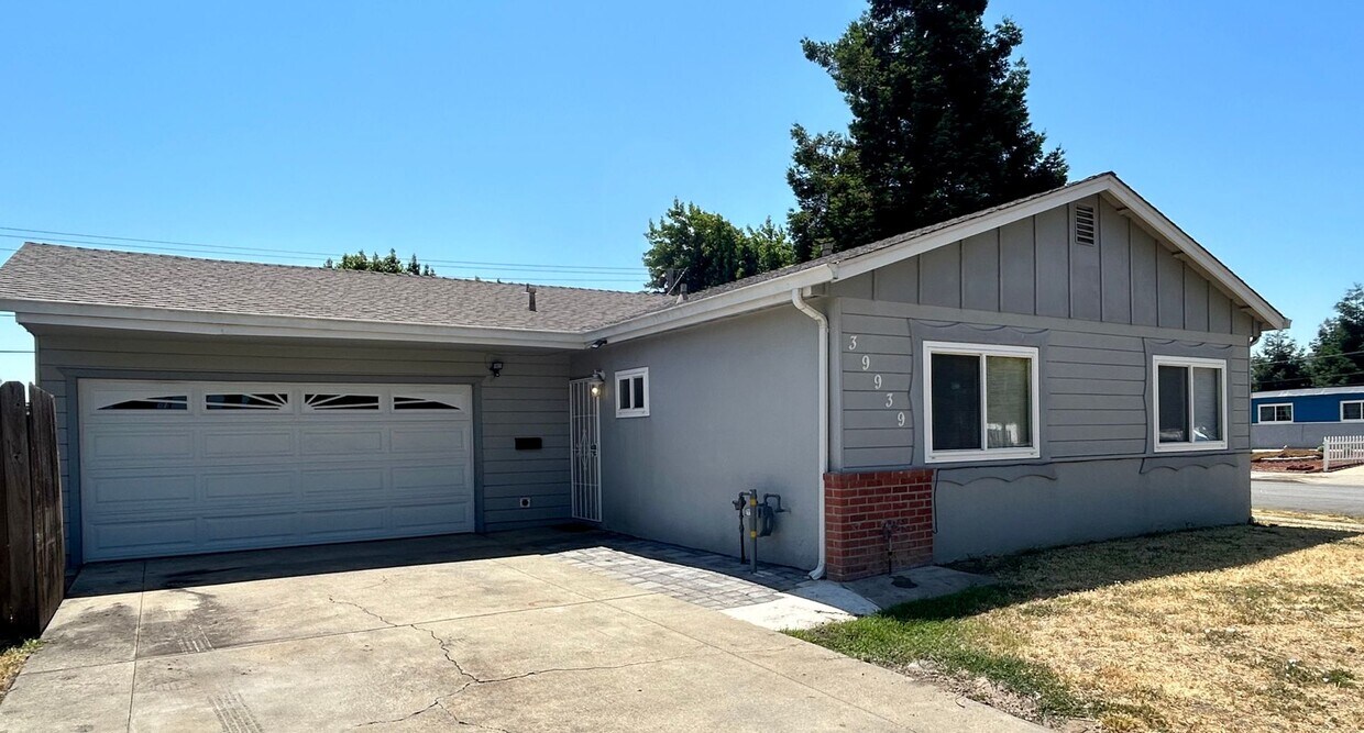 Excellent Fremont Location! Single Family... - Excellent Fremont Location!  Single Family...
