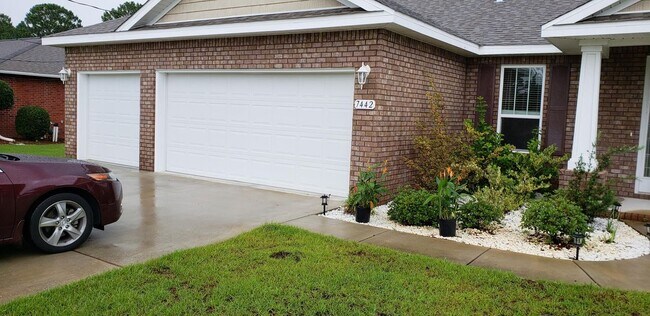 Foto del edificio - 7442 Manatee St