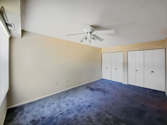 Building Photo - Spacious 3BR/1BA Condo in Lochearn