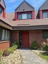 Building Photo - 105 Montoya Dr