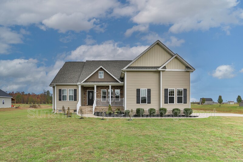 4924 Ballahack Rd, Chesapeake, VA 23322 House Rental in Chesapeake, VA