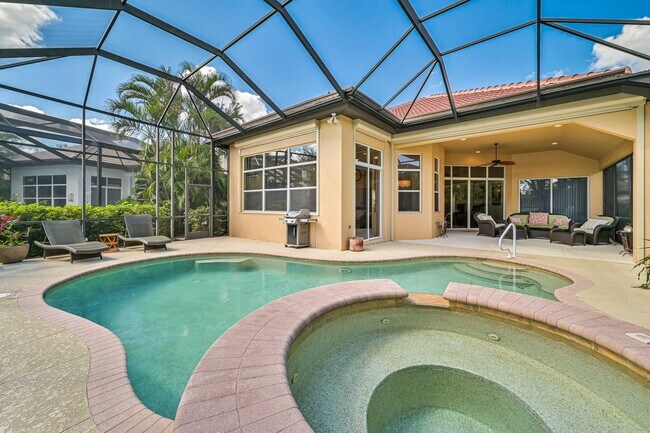 Building Photo - Fully Furnished Pool Home in Grandezza *MU...