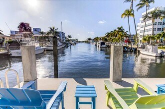 Building Photo - 2815 NE 33rd Ave