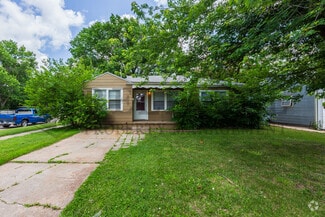 Building Photo - 1462 N Battin St