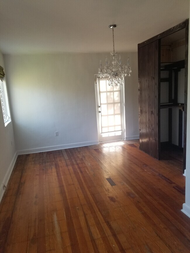 Foto del edificio - 100 NE 43rd St